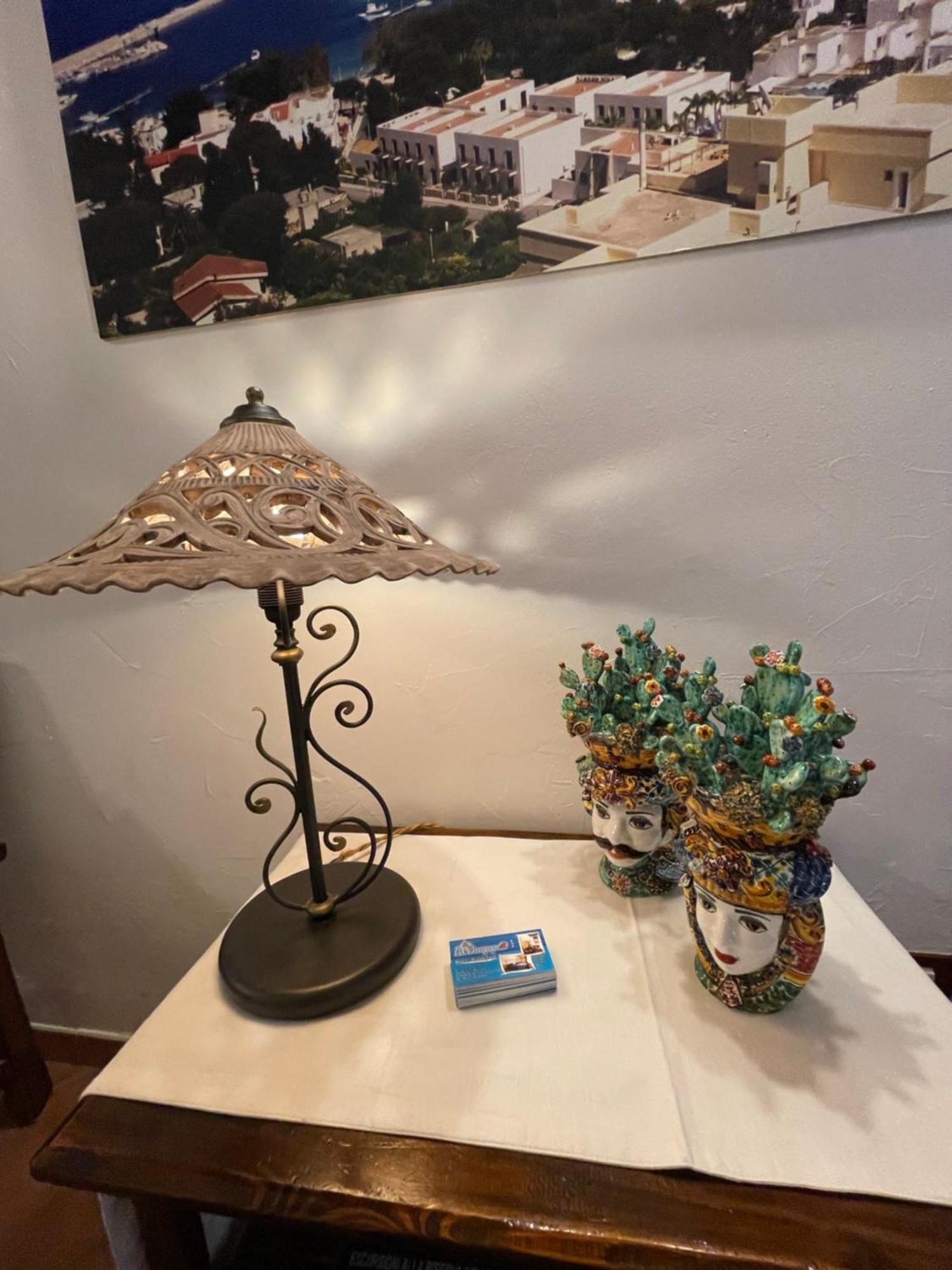 Ai Dammusi Rooms San Vito Lo Capo Exteriör bild