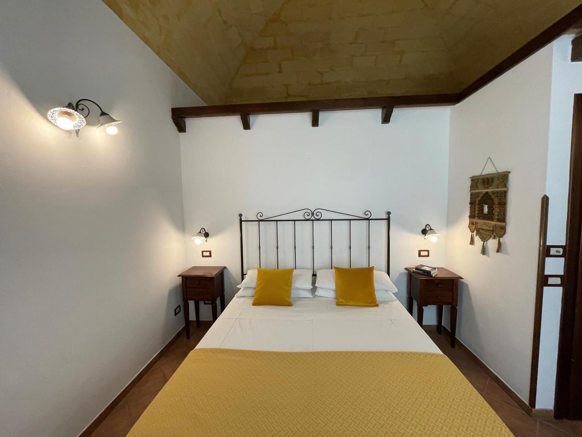 Ai Dammusi Rooms San Vito Lo Capo Exteriör bild